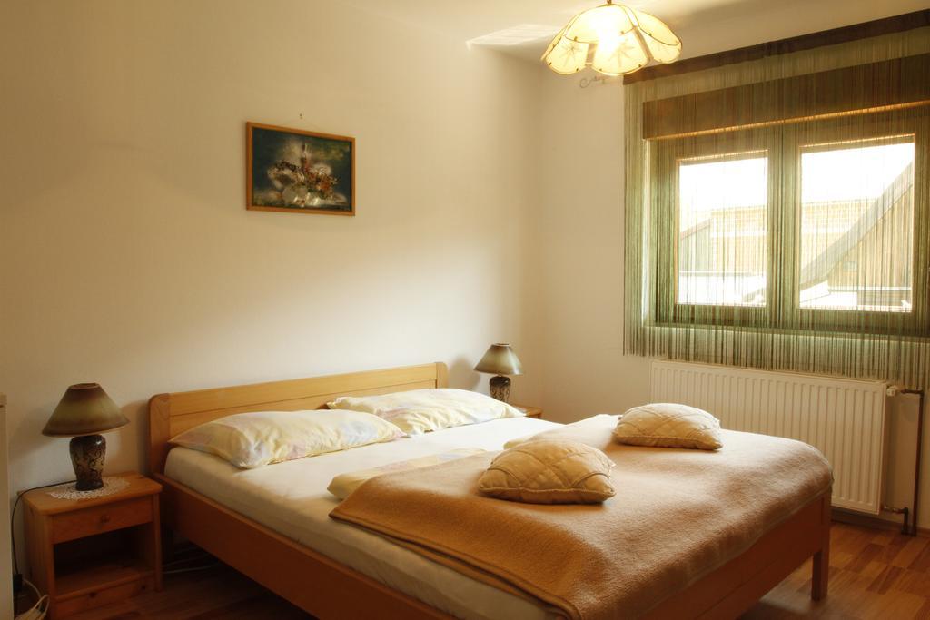 House Drakulic Hotel Кореница Екстериор снимка