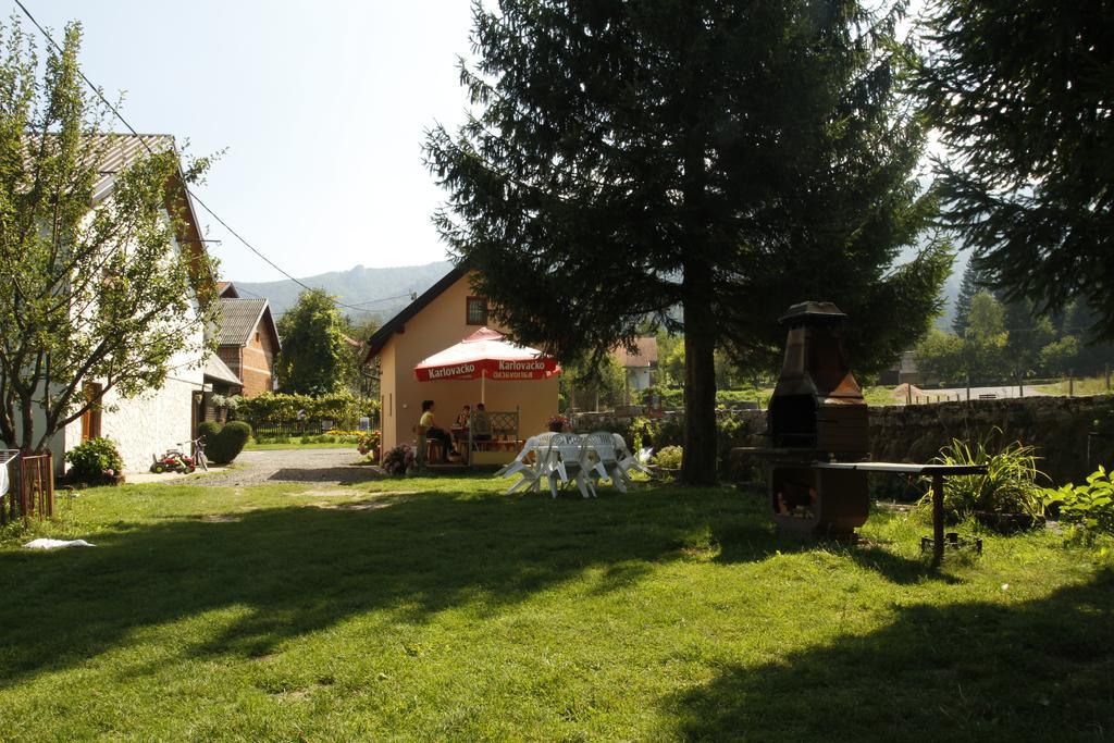 House Drakulic Hotel Кореница Екстериор снимка