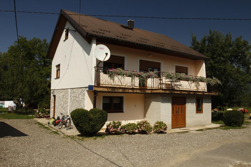 House Drakulic Hotel Кореница Екстериор снимка
