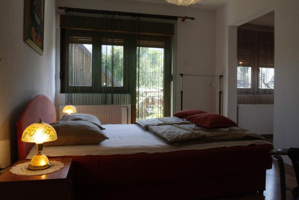 House Drakulic Hotel Кореница Екстериор снимка