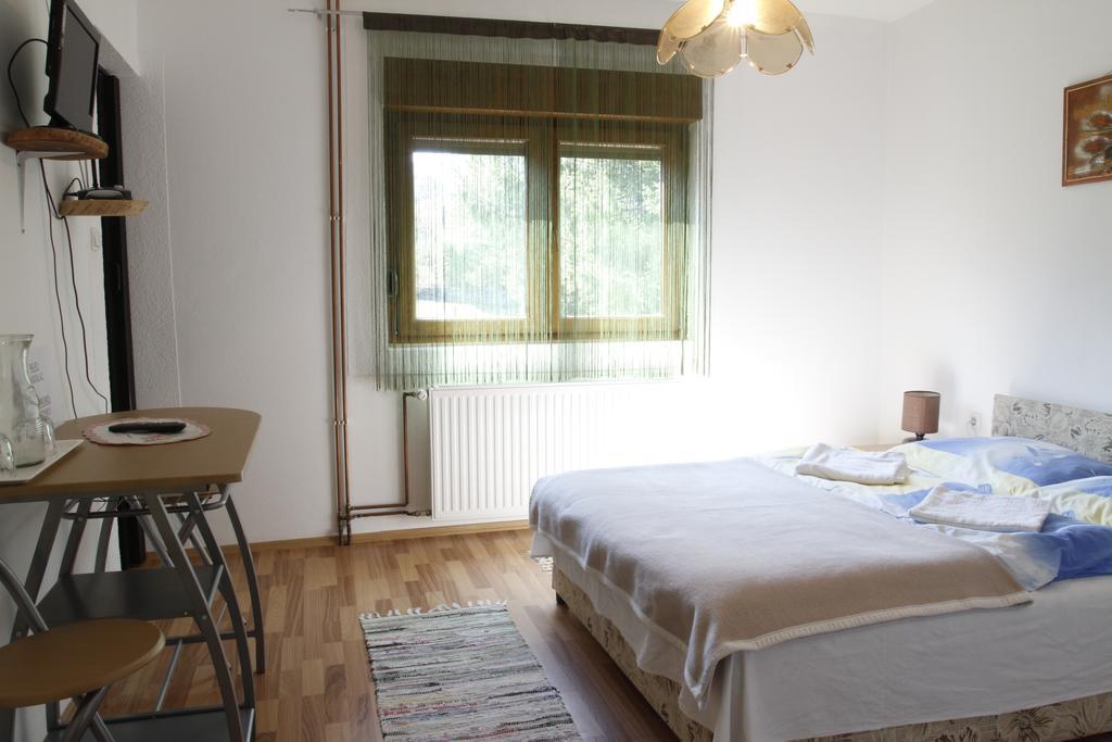 House Drakulic Hotel Кореница Екстериор снимка