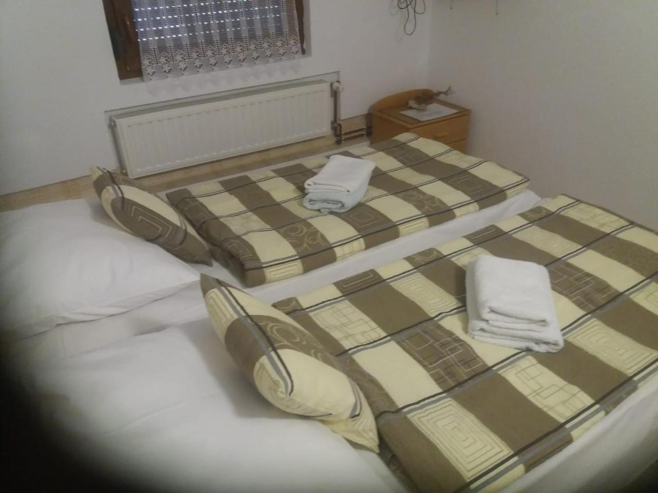 House Drakulic Hotel Кореница Екстериор снимка